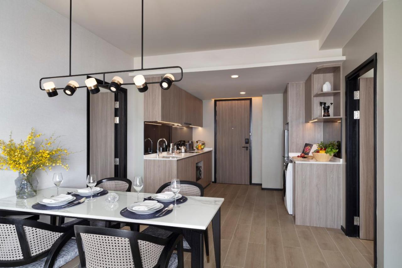 Somerset Pattaya Extérieur photo The kitchen and dining area of a typical apartment