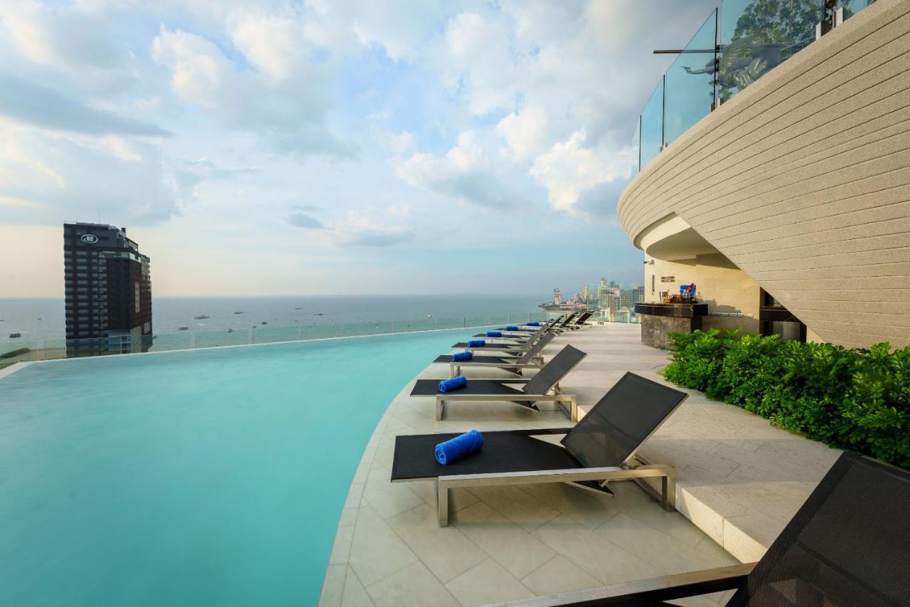 Somerset Pattaya Extérieur photo Infinity pool at the 39th floor